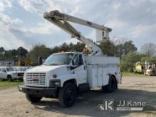 Terex/HiRanger SC42, Over-Center Bucket Truck center mounted on 2005 GMC C8500 Utility Truck Runs, M