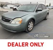 2005 Ford Five Hundred 4-Door Sedan Runs, Moves, Leaks Oil