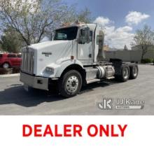 2009 Kenworth T800 T/A Truck Tractor Runs & Moves, Check Engine Light On