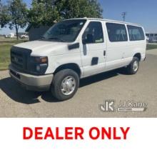 2009 Ford E350 Passenger Van Runs & Moves) (Damage to Passenger Side Door, Rear Door Will Not Open