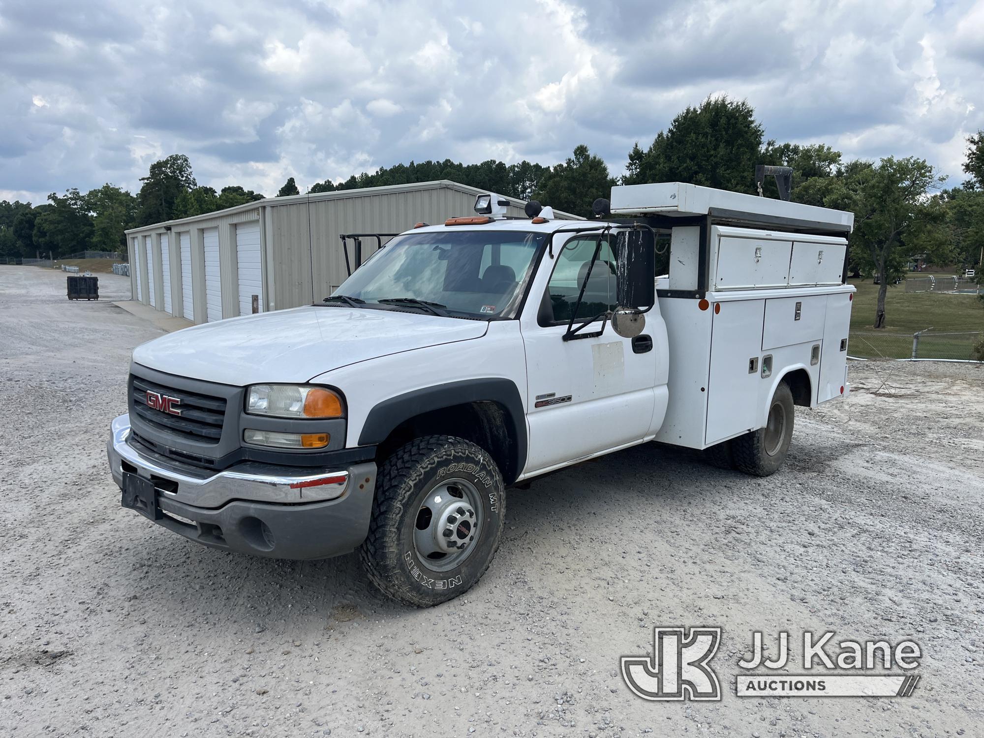 (Crewe, VA) 2006 GMC Sierra 3500 4x4 Service Truck Runs & Moves) (Check Engine Light On