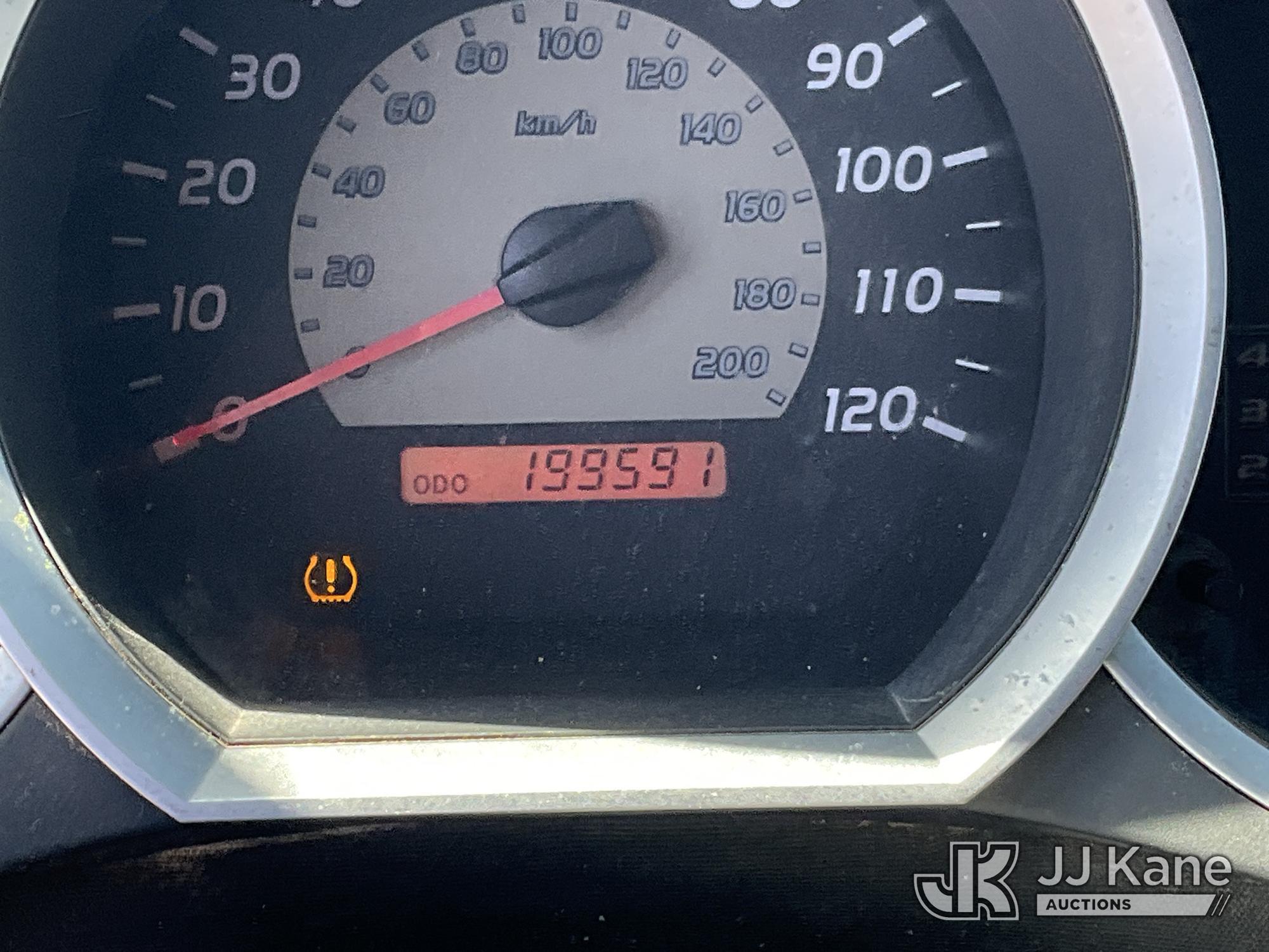(San Antonio, TX) 2010 Toyota Tacoma Extended-Cab Pickup Truck Runs & Moves) (Maintenance Required L