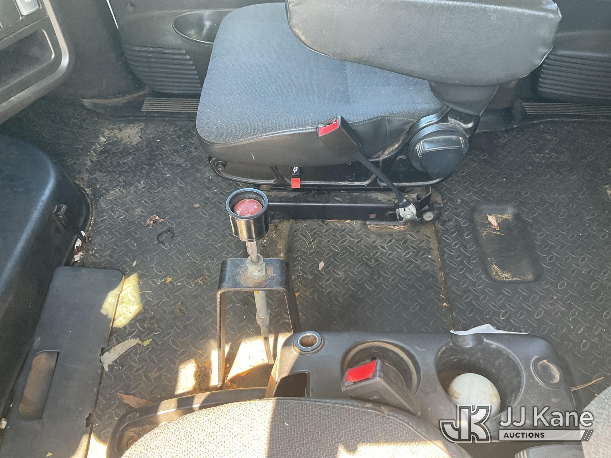 (Plymouth Meeting, PA) 2008 GMC C5500 Crew-Cab Flatbed/Dump Truck Runs Moves & Dump Operates, Body &