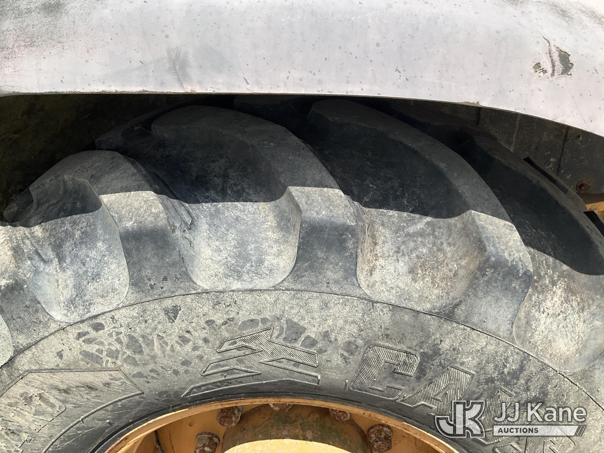 (Plymouth Meeting, PA) 1999 Case 580 Super L 4x4 Tractor Loader Backhoe No Title) (Runs Moves & Oper