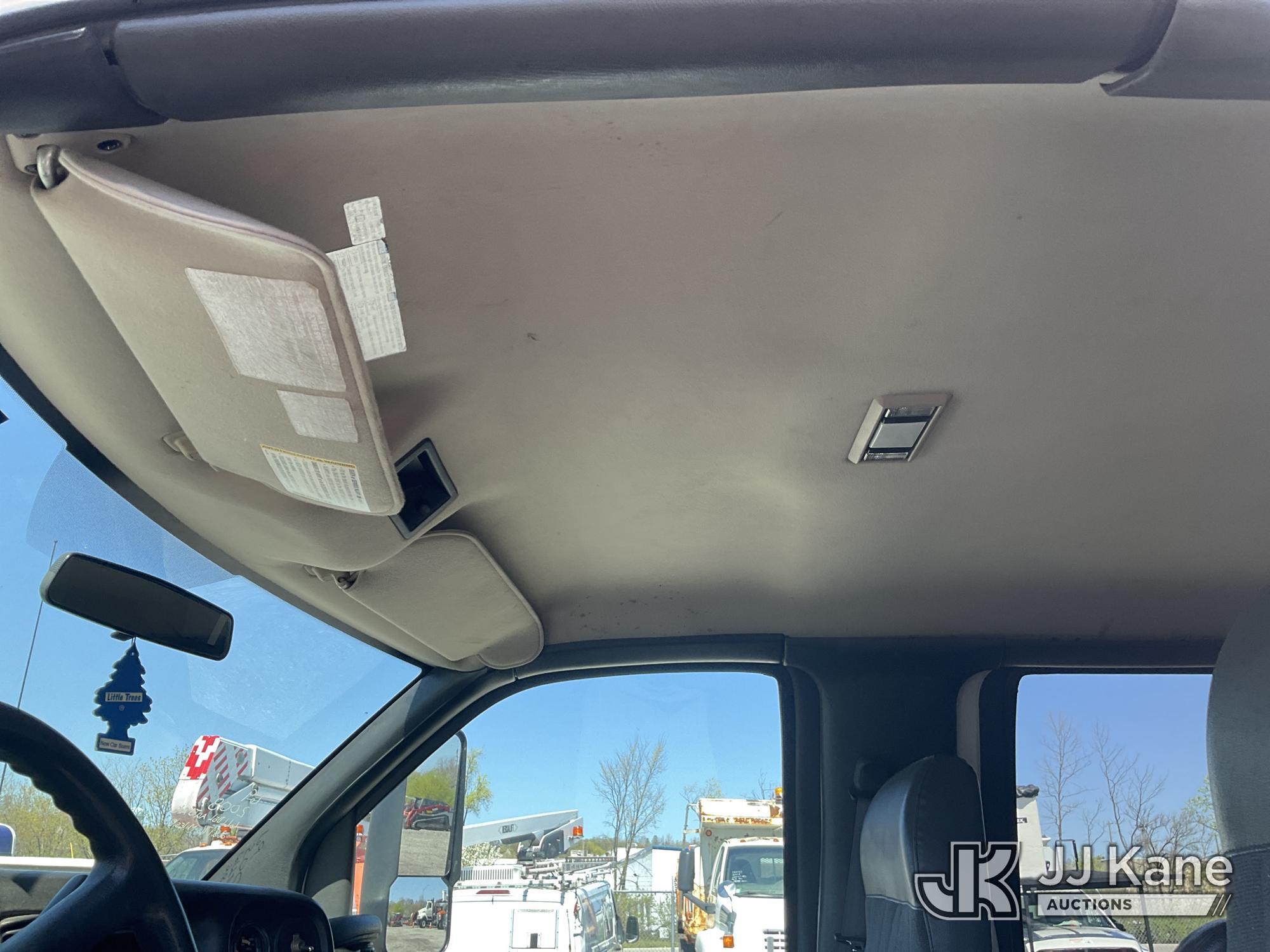 (Plymouth Meeting, PA) 2008 GMC C5500 Crew-Cab Flatbed/Dump Truck Runs Moves & Dump Operates, Body &