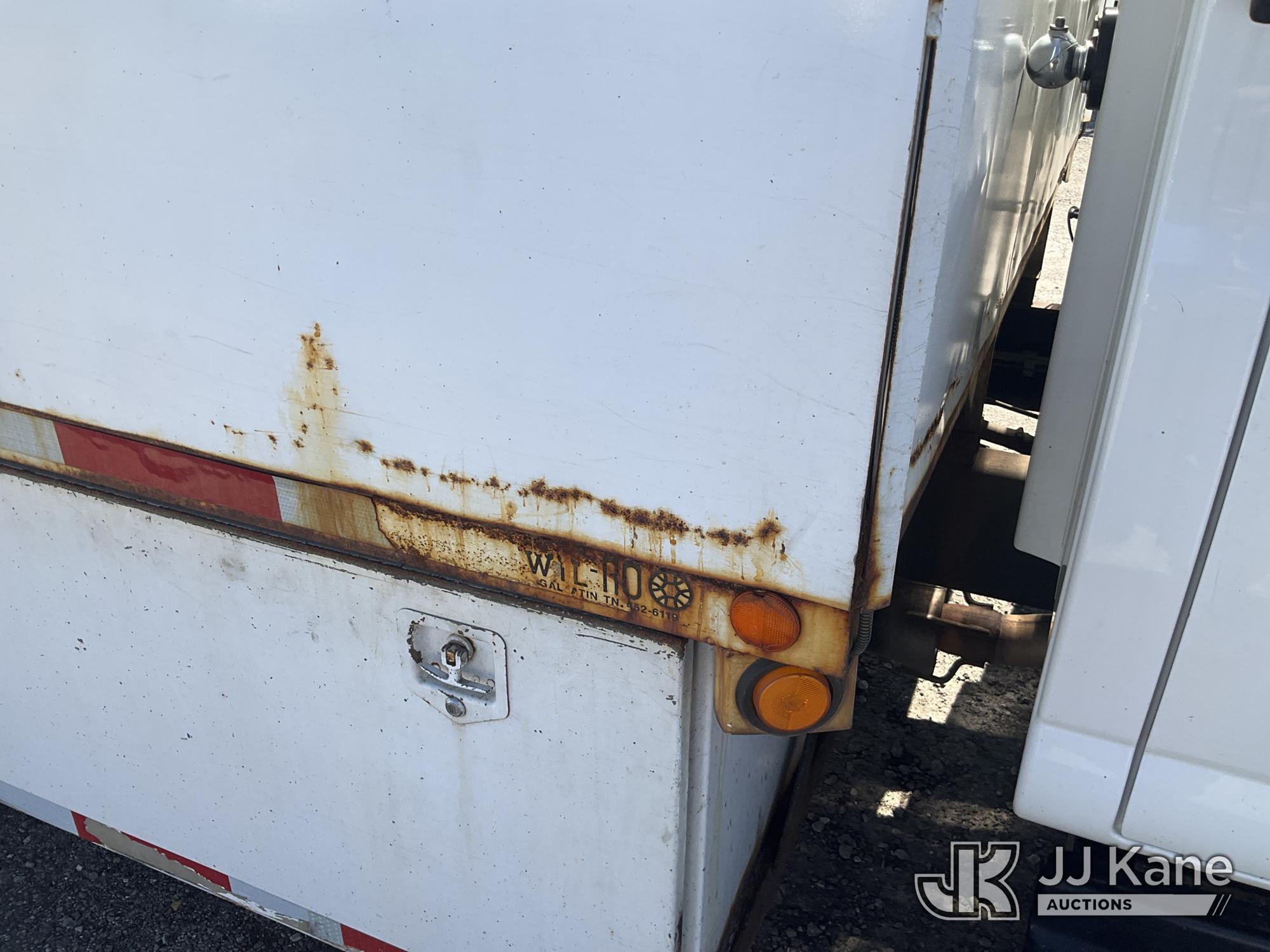 (Plymouth Meeting, PA) 2008 GMC C5500 Crew-Cab Flatbed/Dump Truck Runs Moves & Dump Operates, Body &