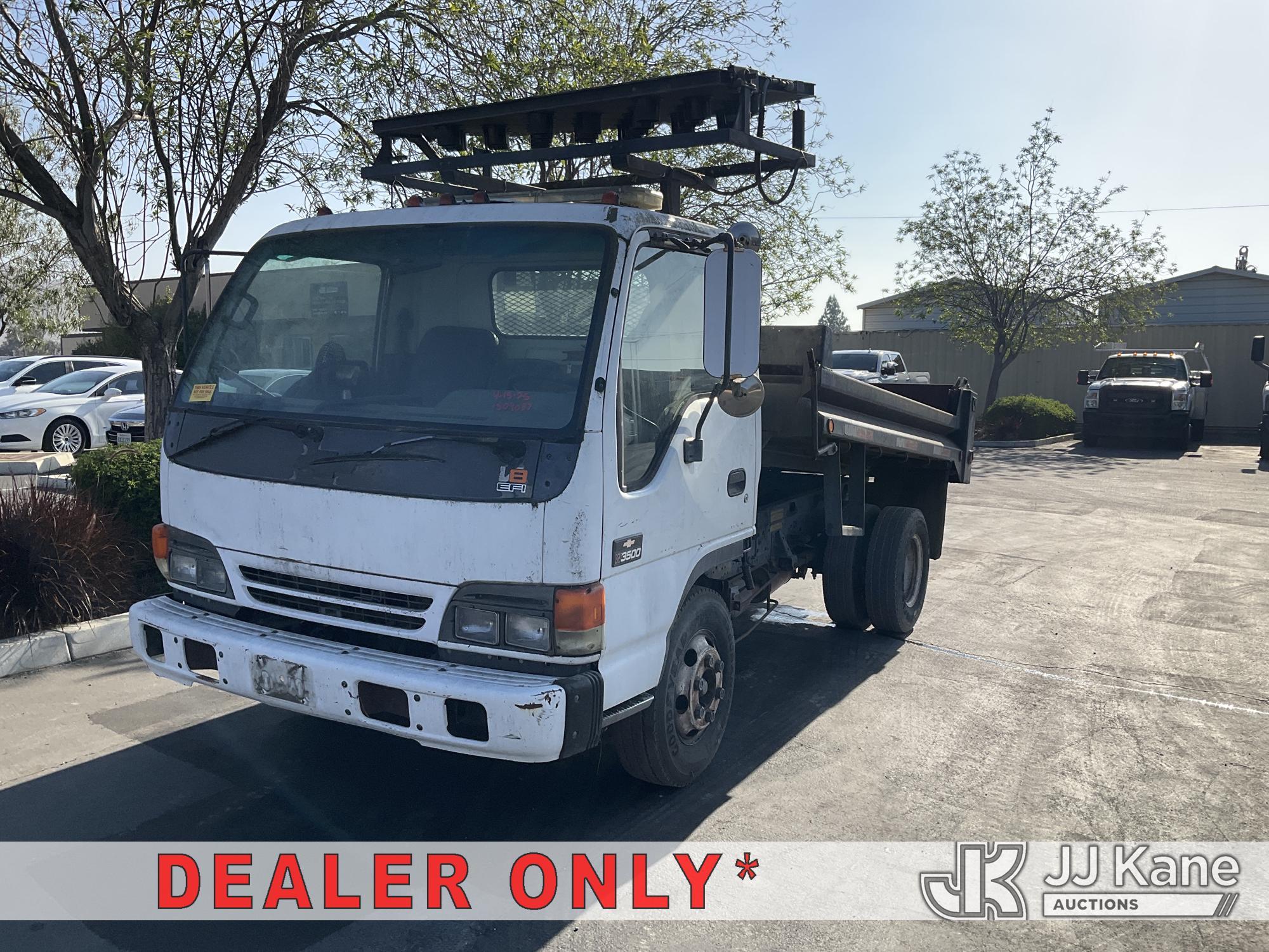 (Jurupa Valley, CA) 1999 Chevrolet W35042 Dump Truck Runs, Moves, & Dump Operates) (Arrow Board Not