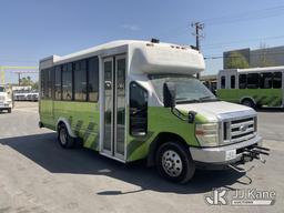 (Jurupa Valley, CA) 2009 Ford Econoline E450 Passenger Bus Runs & Moves) (Air Bag Light On