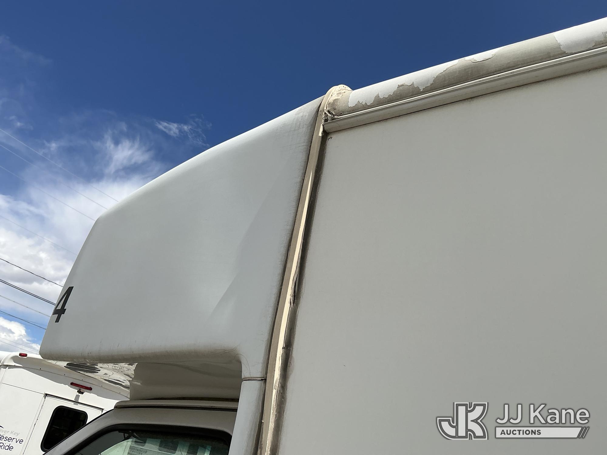 (Fountain, CO) 2009 Ford Econoline E350 Super Duty Passenger Bus Runs & Moves, Lift Operates) (Body