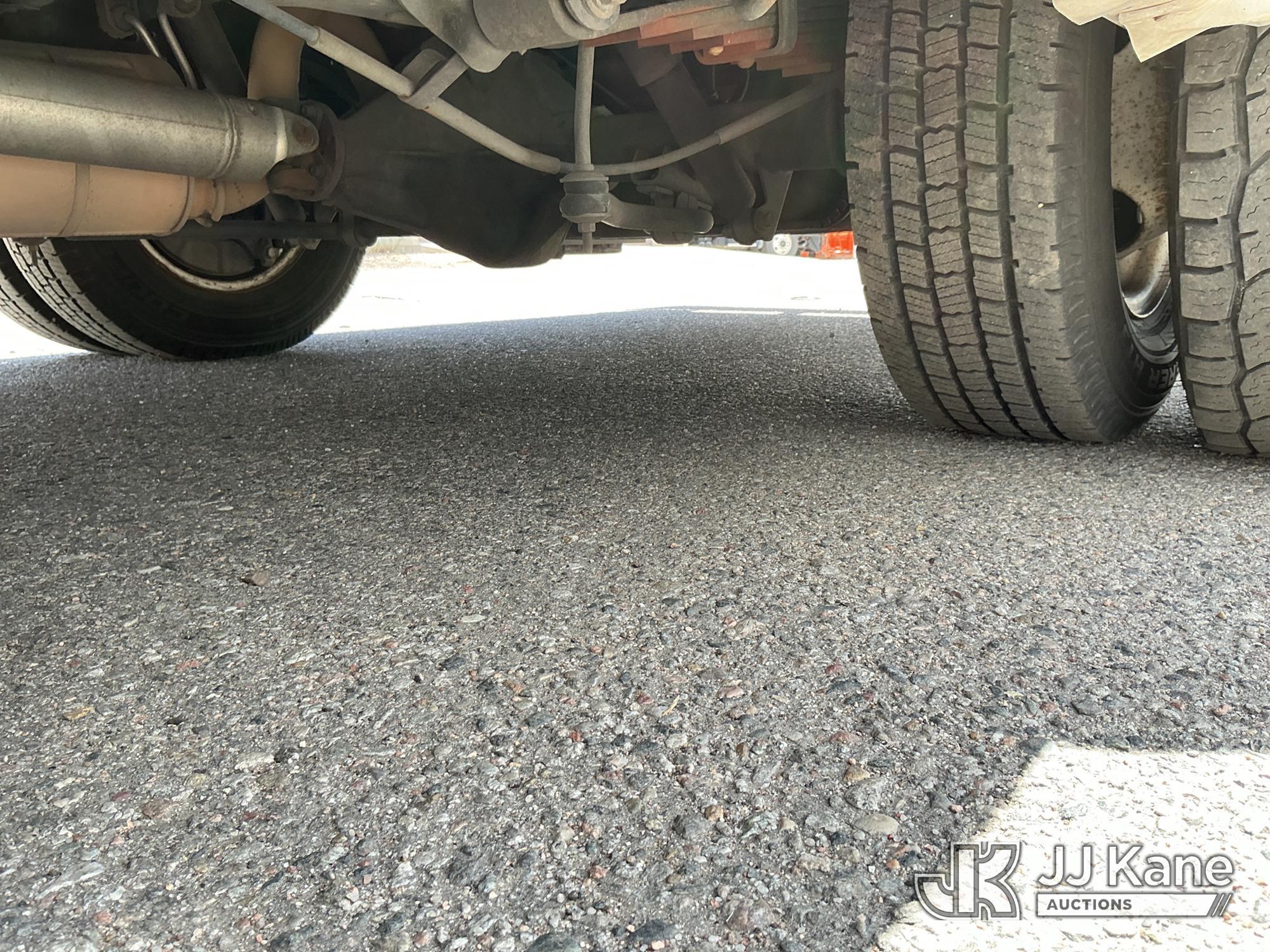 (Fountain, CO) 2009 Ford Econoline E350 Super Duty Passenger Bus Runs & Moves, Lift Operates) (Body