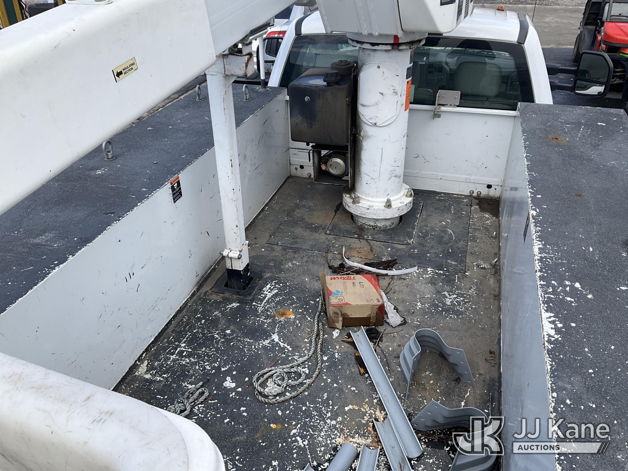(Dixon, CA) Altec AT40G, Articulating & Telescopic Bucket Truck mounted behind cab on 2018 Ford F-55