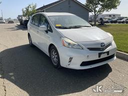 (Dixon, CA) 2012 Toyota Prius Hybrid 4-Door Hatch Back Runs & Moves) (Code C010D, Slight Paint Damag