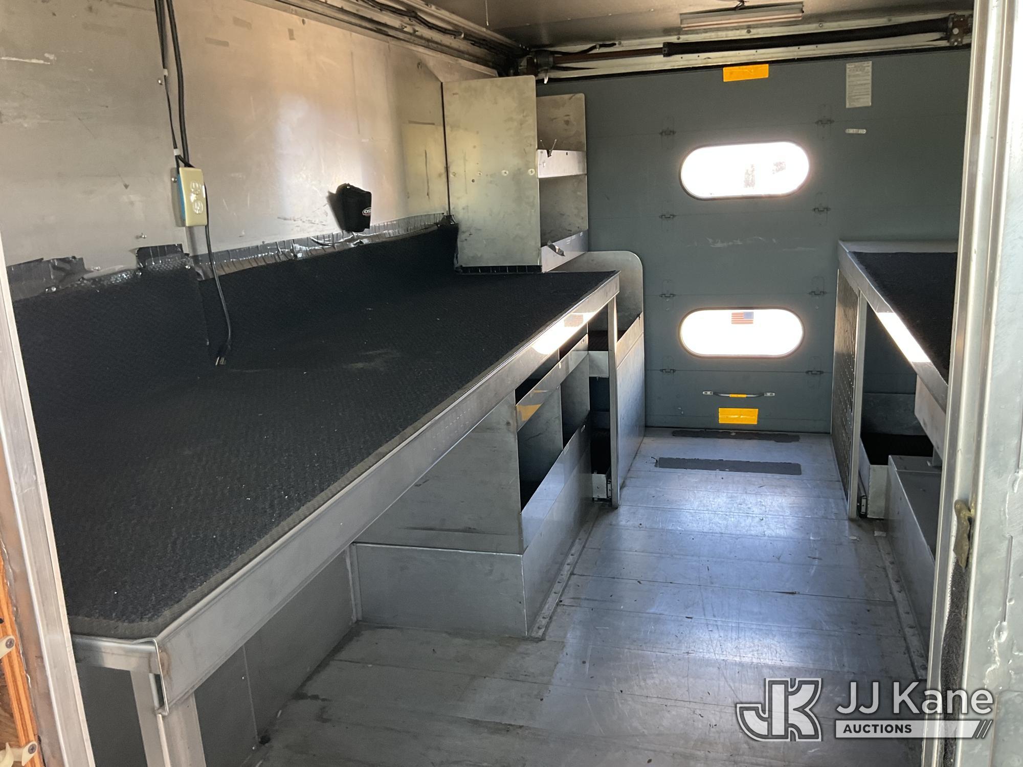 (Dixon, CA) 1996 GMC P3500 Step Van Runs & Moves) (Monitors Will Not Clear, Missing GVWR Label