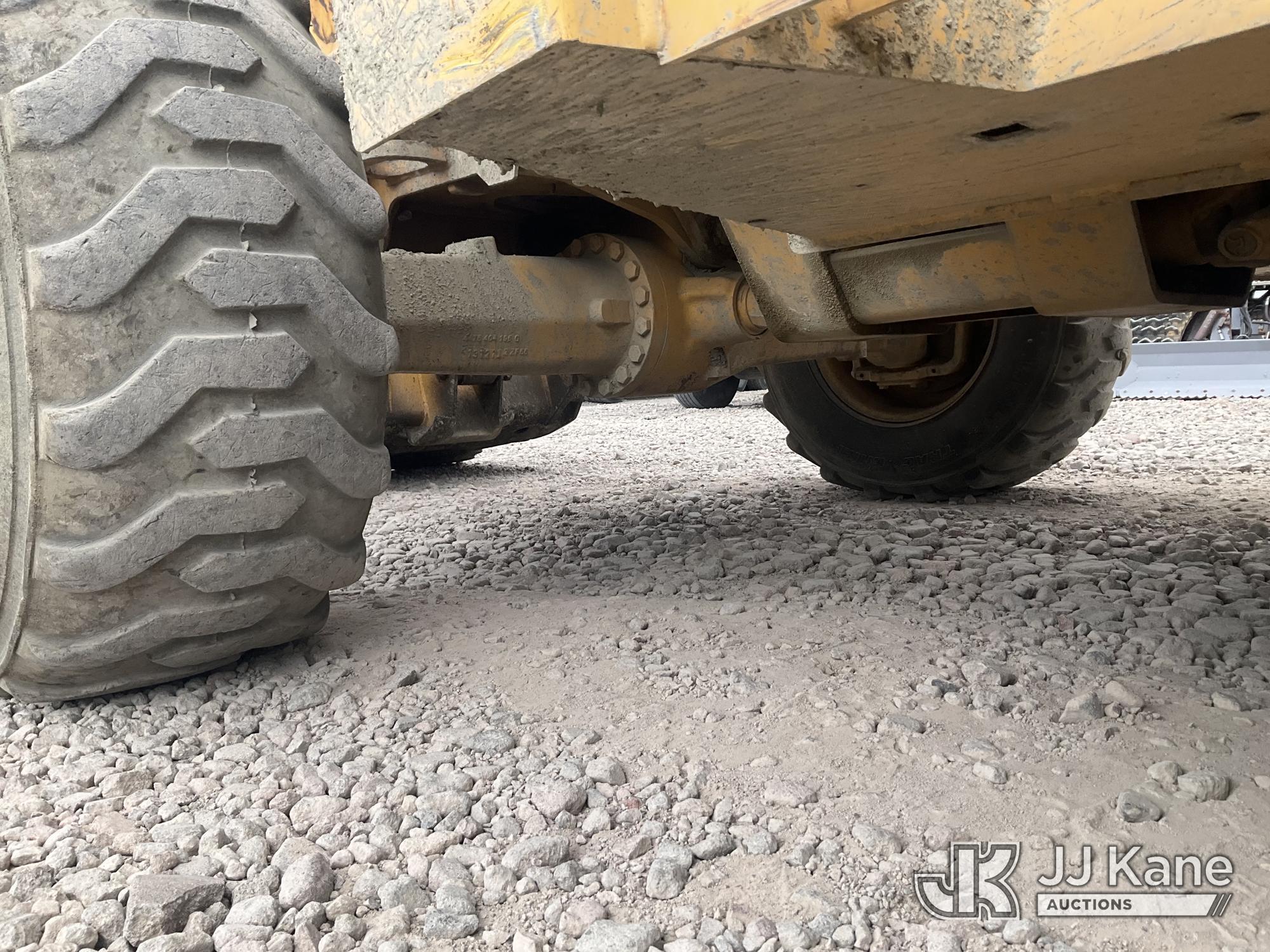 (Dixon, CA) John Deere 310K 4x4 Tractor Loader Backhoe Runs, Moves & Operates) (Backhoe Holders Brok