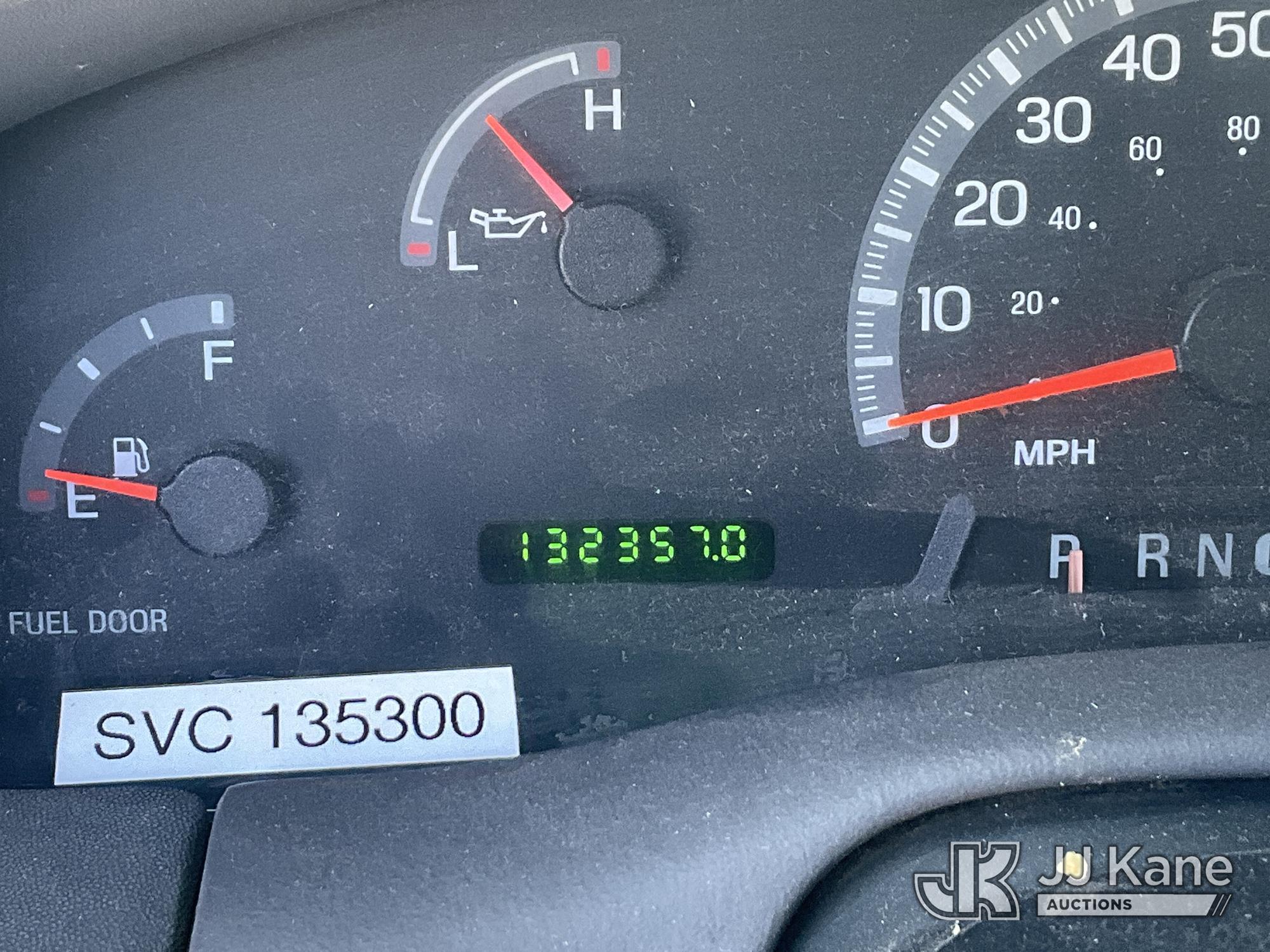 (Dixon, CA) 2004 Ford F-150 Heritage 4x4 Extended-Cab Pickup Truck Runs & Moves