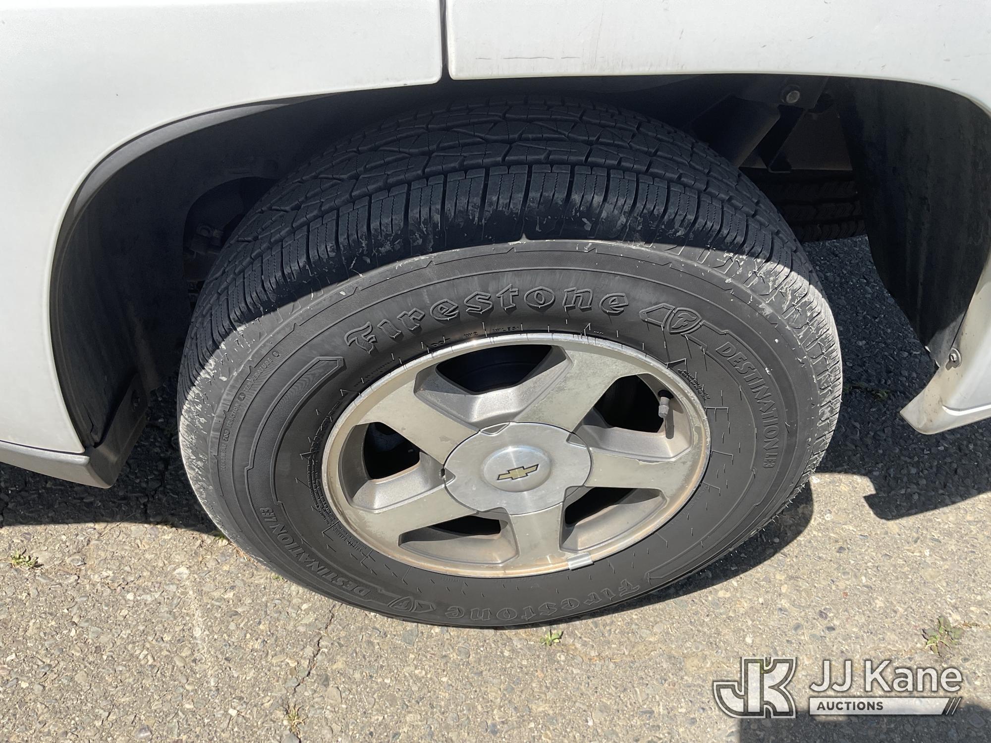 (Dixon, CA) 2006 Chevrolet TrailBlazer 4-Door Sport Utility Vehicle Runs & Moves