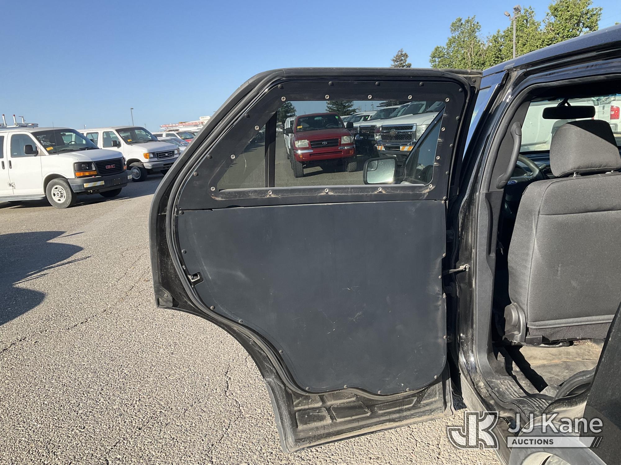 (Dixon, CA) 2016 Ford Explorer AWD Police Interceptor 4-Door Sport Utility Vehicle Runs & Moves) (Ho