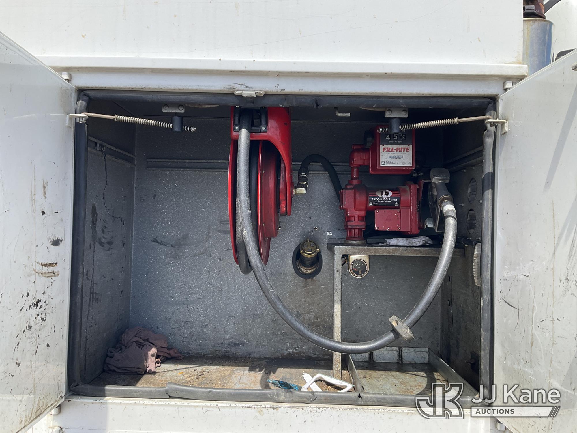 (Dixon, CA) 2005 Freightliner M2 106 Air Compressor/Enclosed Utility Truck Runs & Moves