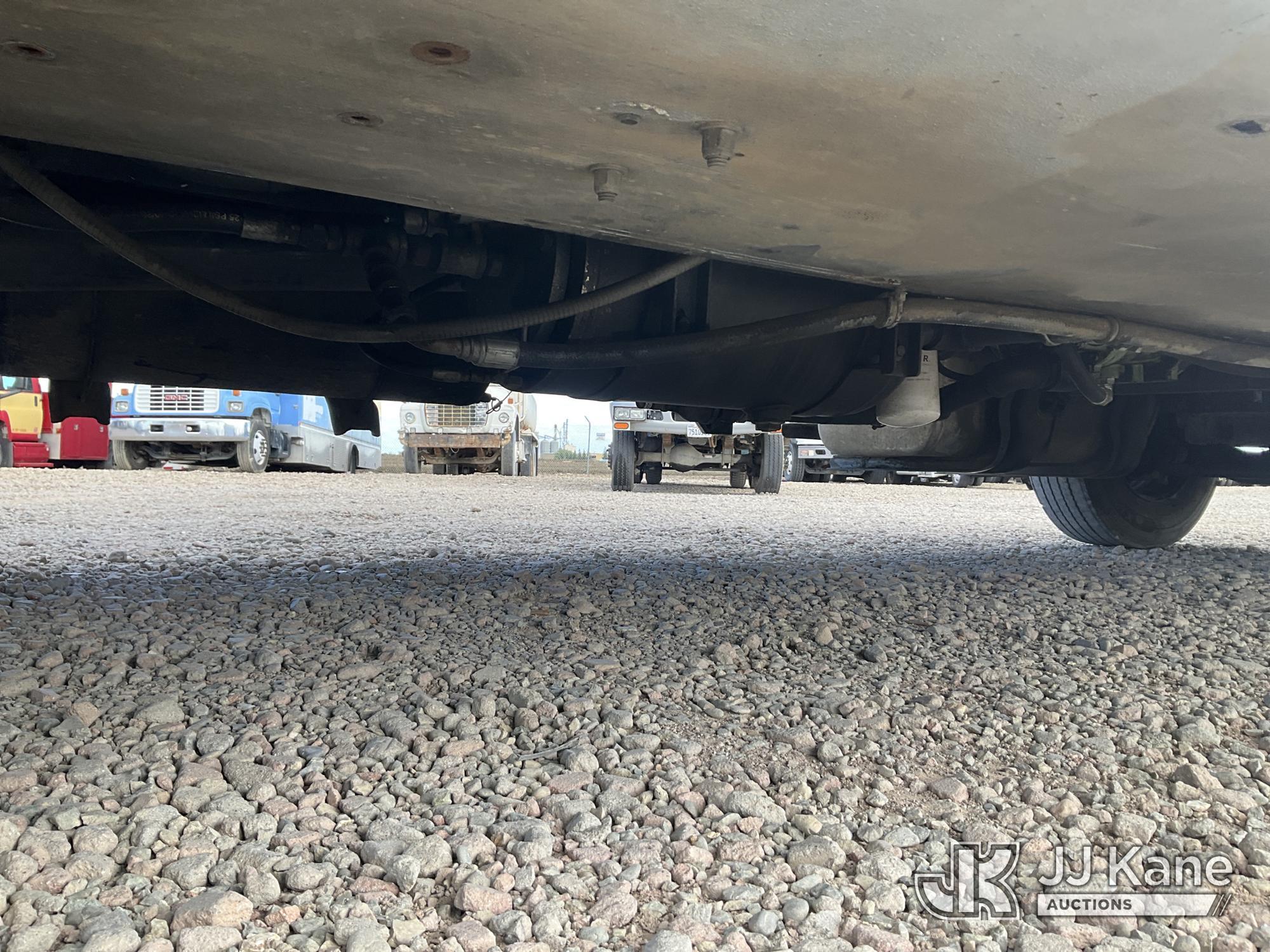 (Dixon, CA) 2006 Freightliner M2 106 Air Compressor/Enclosed Utility Truck Runs & Moves