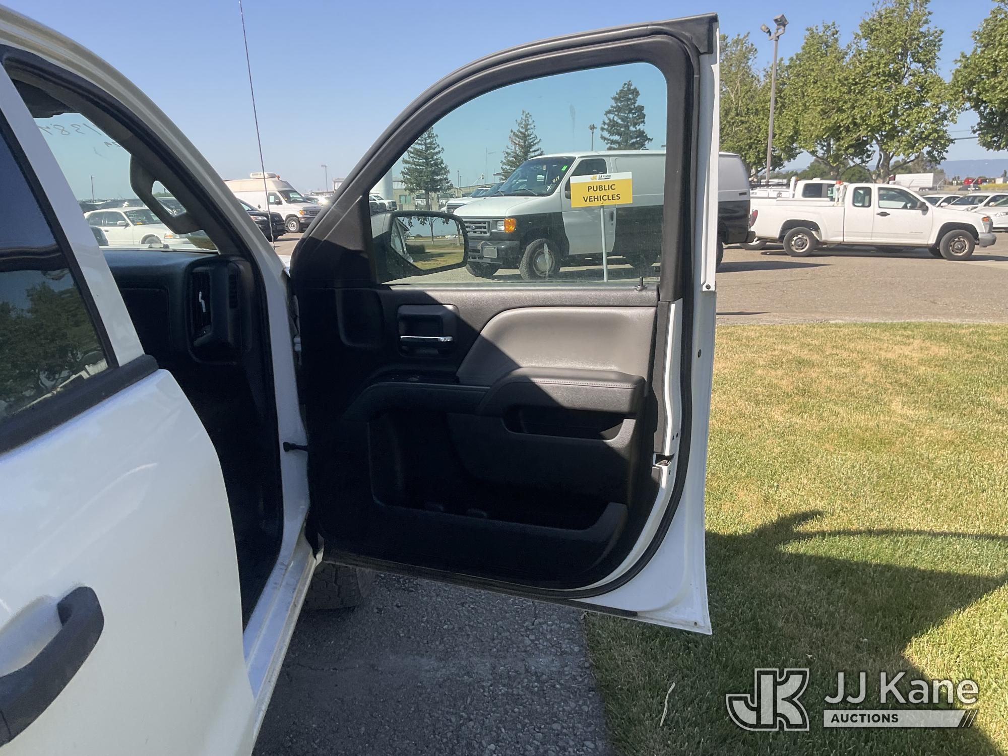(Dixon, CA) 2014 GMC Sierra 1500 4x4 Extended-Cab Pickup Truck Runs & Moves