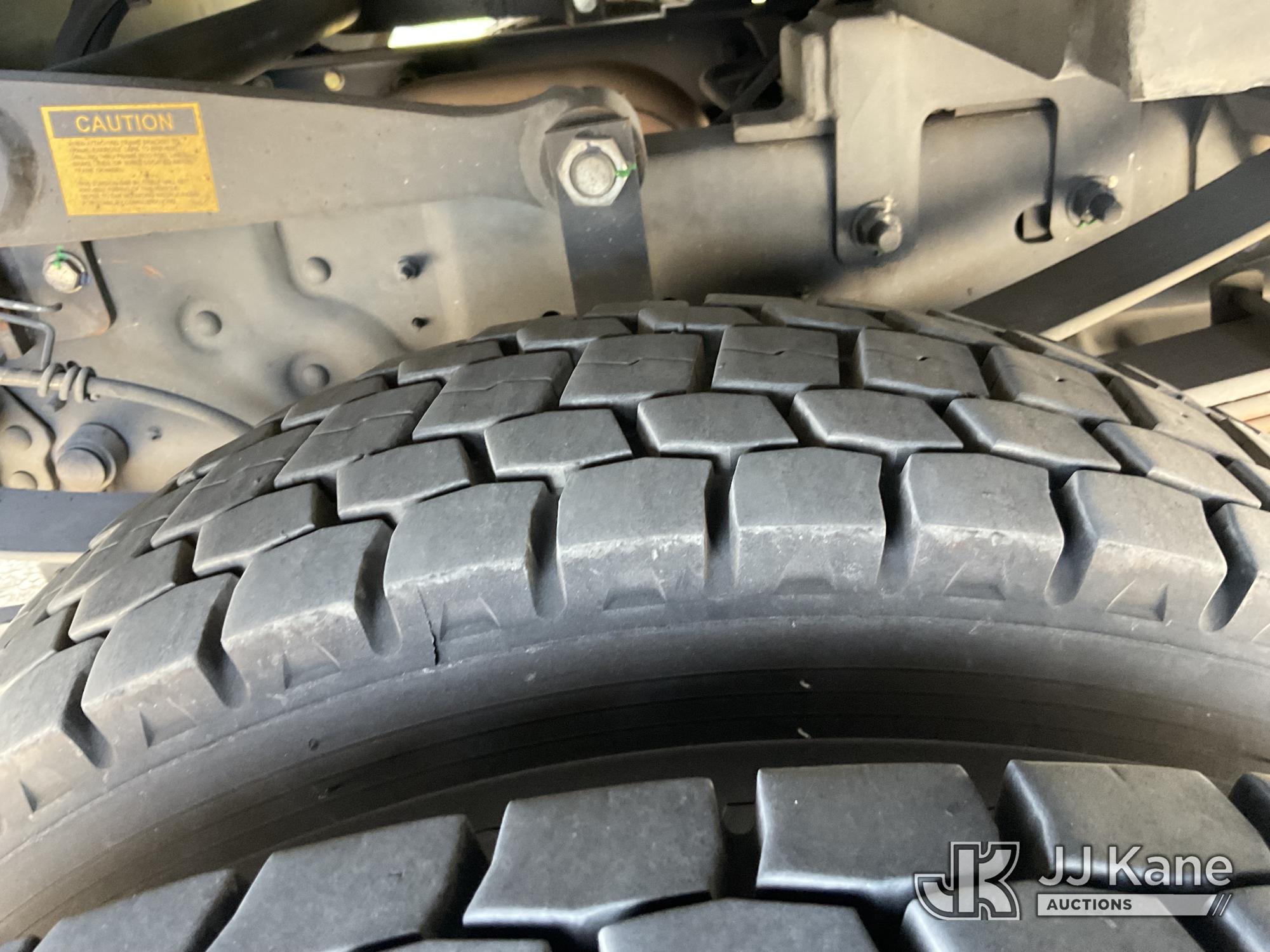 (Dixon, CA) Altec AT37G, Articulating & Telescopic Bucket mounted behind cab on 2013 Ford F550 4x4 S