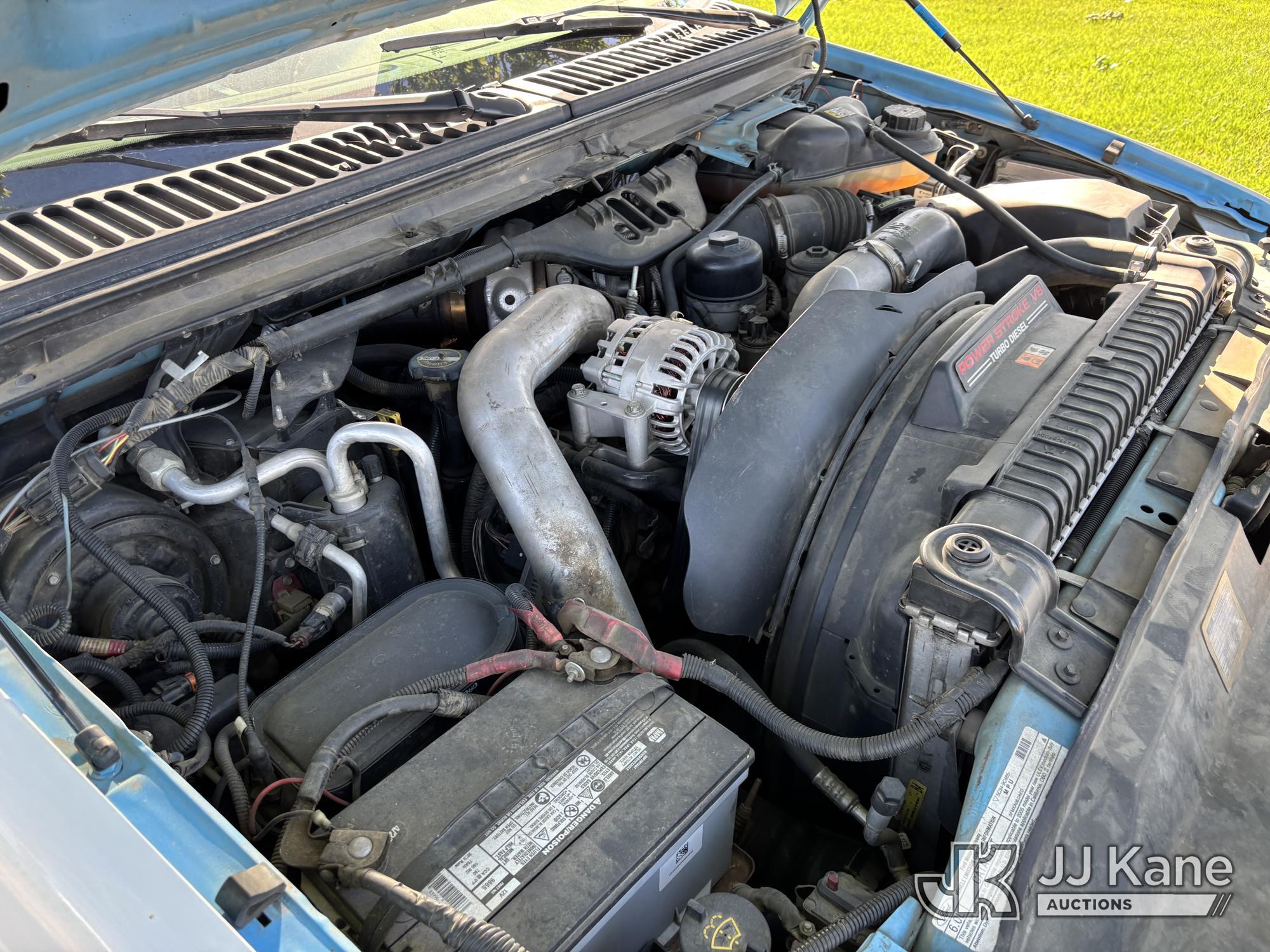 (Dixon, CA) 2005 Ford F-350 SD 4x4 Service Truck Runs & Moves
