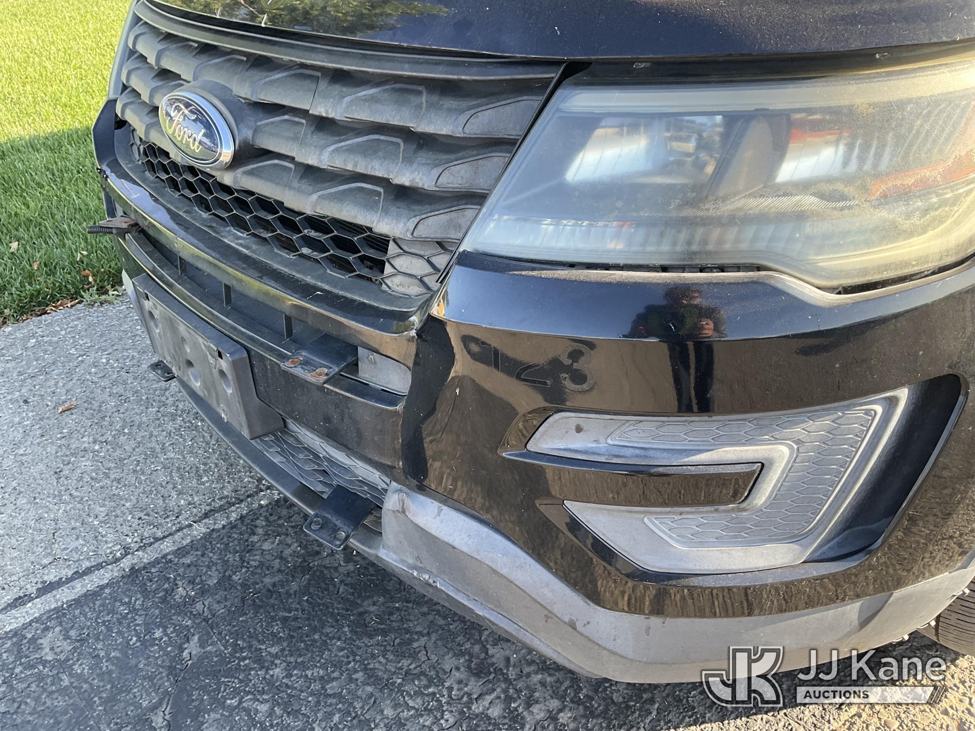 (Dixon, CA) 2016 Ford Explorer AWD Police Interceptor 4-Door Sport Utility Vehicle Runs & Moves) (Ho