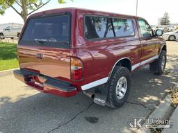 (Dixon, CA) 2000 Toyota Tacoma 4x4 Pickup Truck Runs & Moves