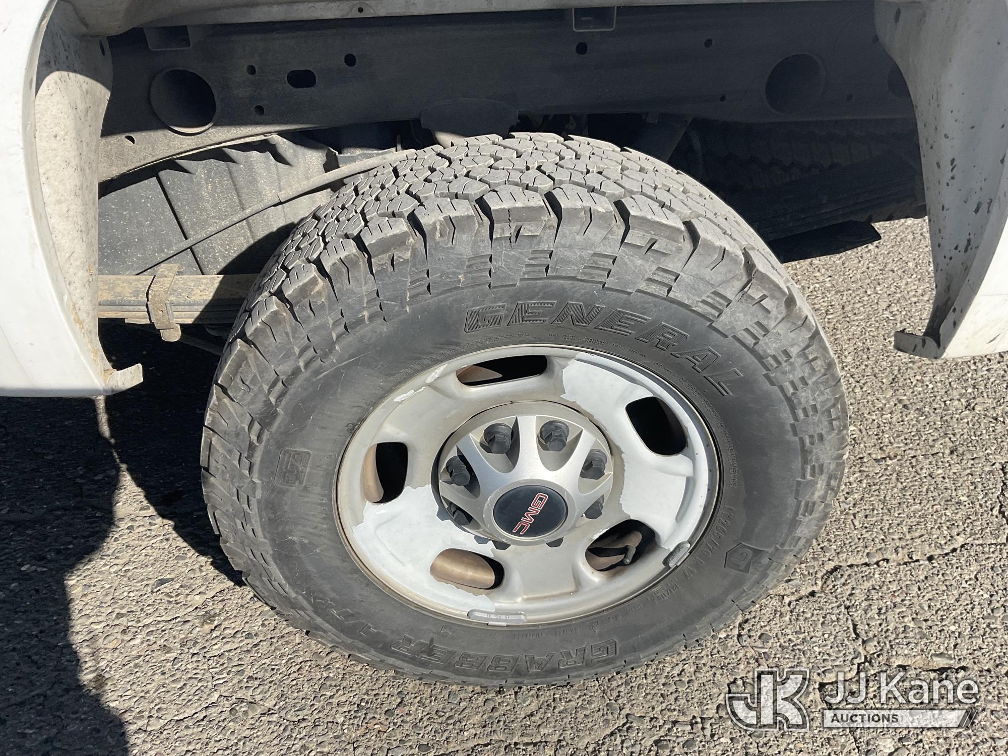 (Dixon, CA) 2014 GMC Sierra 1500 4x4 Extended-Cab Pickup Truck Runs & Moves