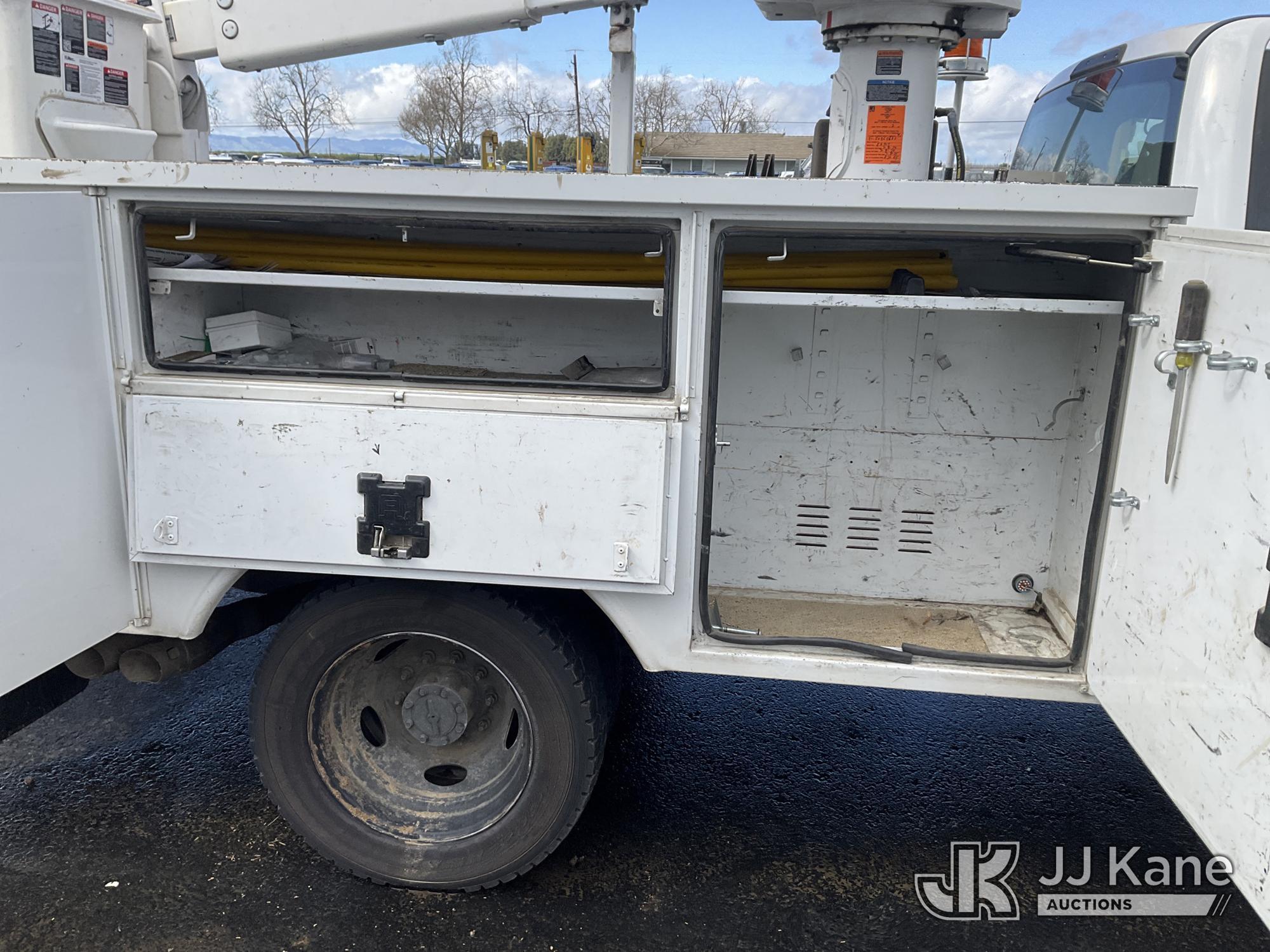 (Dixon, CA) Altec AT40G, Articulating & Telescopic Bucket Truck mounted behind cab on 2018 Ford F-55