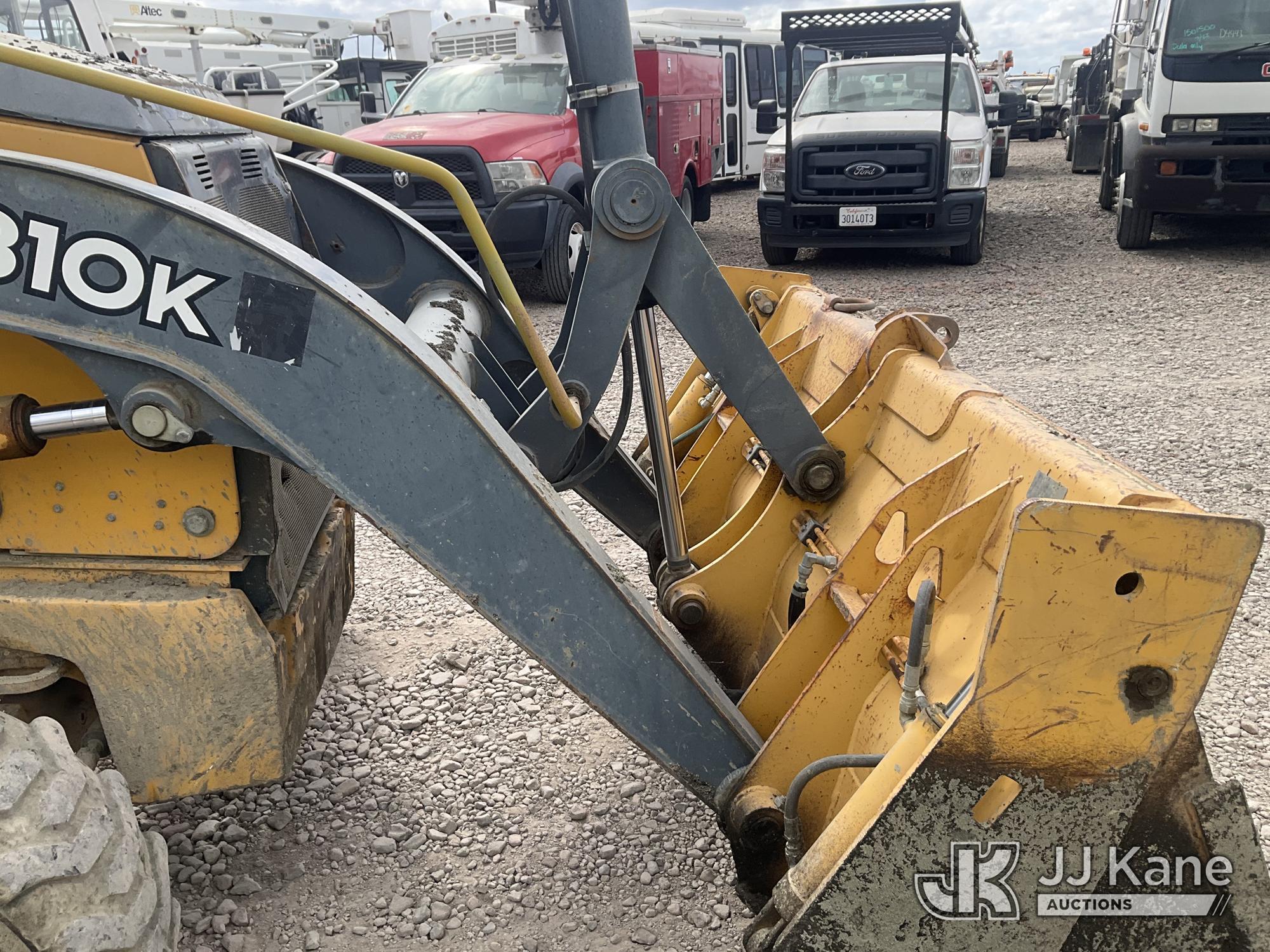 (Dixon, CA) John Deere 310K 4x4 Tractor Loader Backhoe Runs, Moves & Operates) (Backhoe Holders Brok