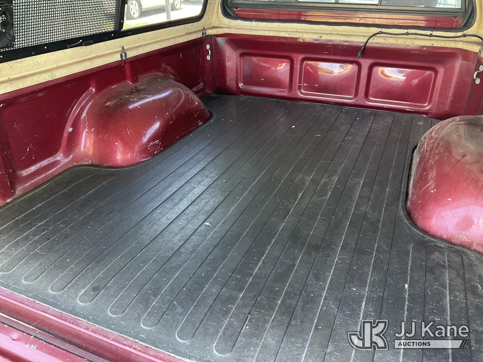 (Dixon, CA) 2000 Toyota Tacoma 4x4 Pickup Truck Runs & Moves