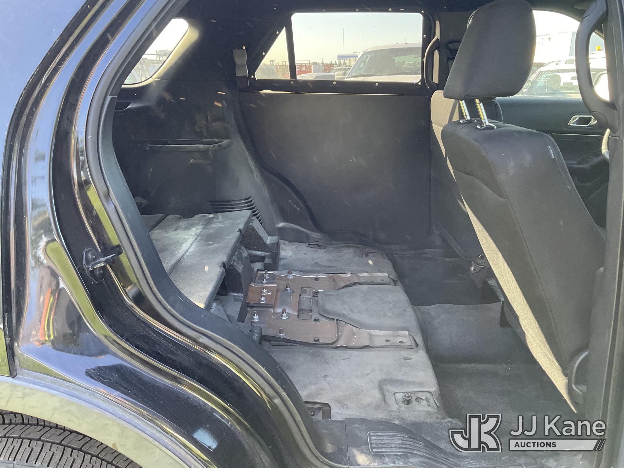 (Dixon, CA) 2016 Ford Explorer AWD Police Interceptor 4-Door Sport Utility Vehicle Runs & Moves) (Ho