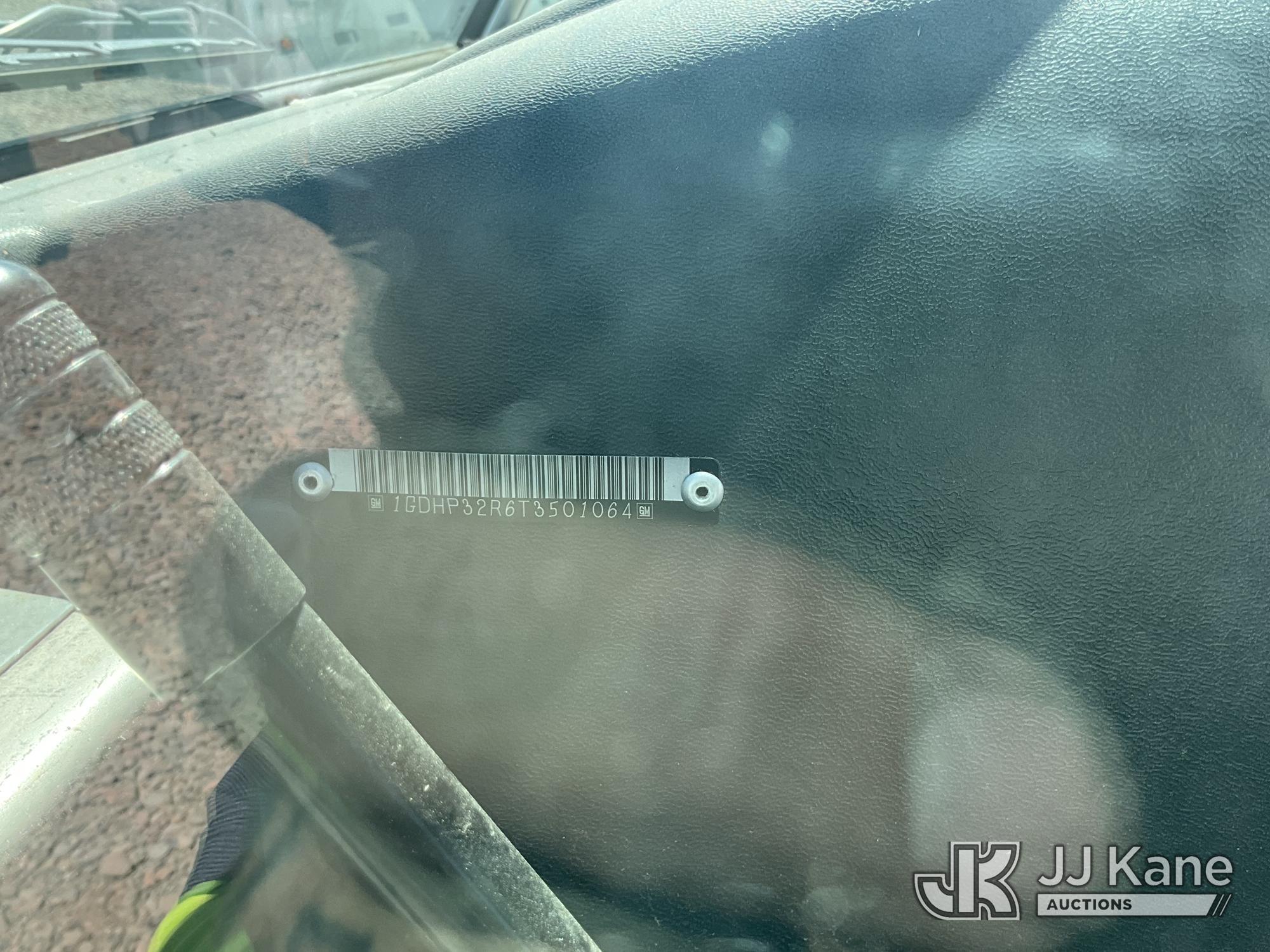 (Dixon, CA) 1996 GMC P3500 Step Van Runs & Moves) (Monitors Will Not Clear, Missing GVWR Label