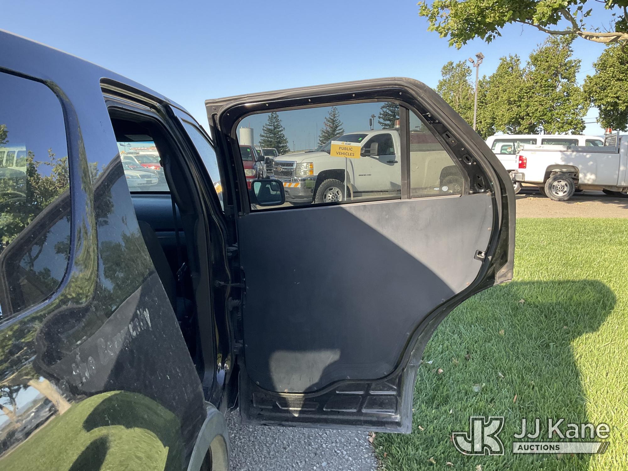 (Dixon, CA) 2016 Ford Explorer AWD Police Interceptor 4-Door Sport Utility Vehicle Runs & Moves) (Ho