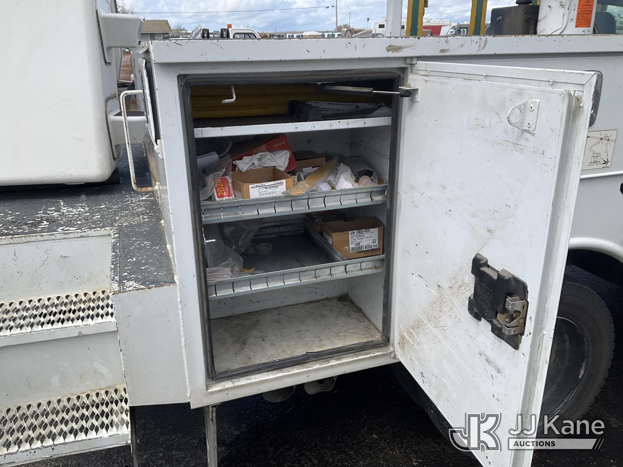(Dixon, CA) Altec AT40G, Articulating & Telescopic Bucket Truck mounted behind cab on 2018 Ford F-55
