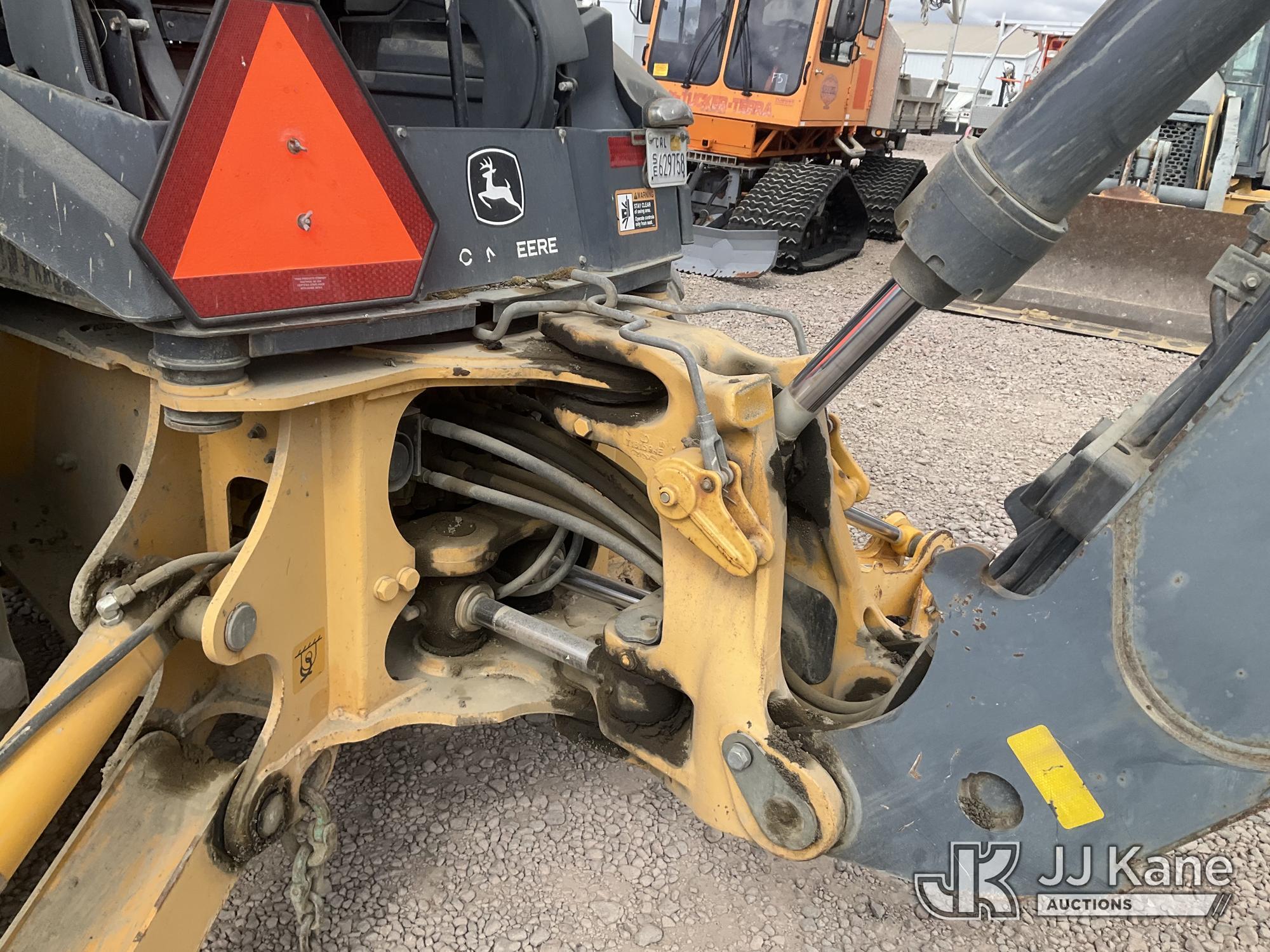 (Dixon, CA) John Deere 310K 4x4 Tractor Loader Backhoe Runs, Moves & Operates) (Backhoe Holders Brok