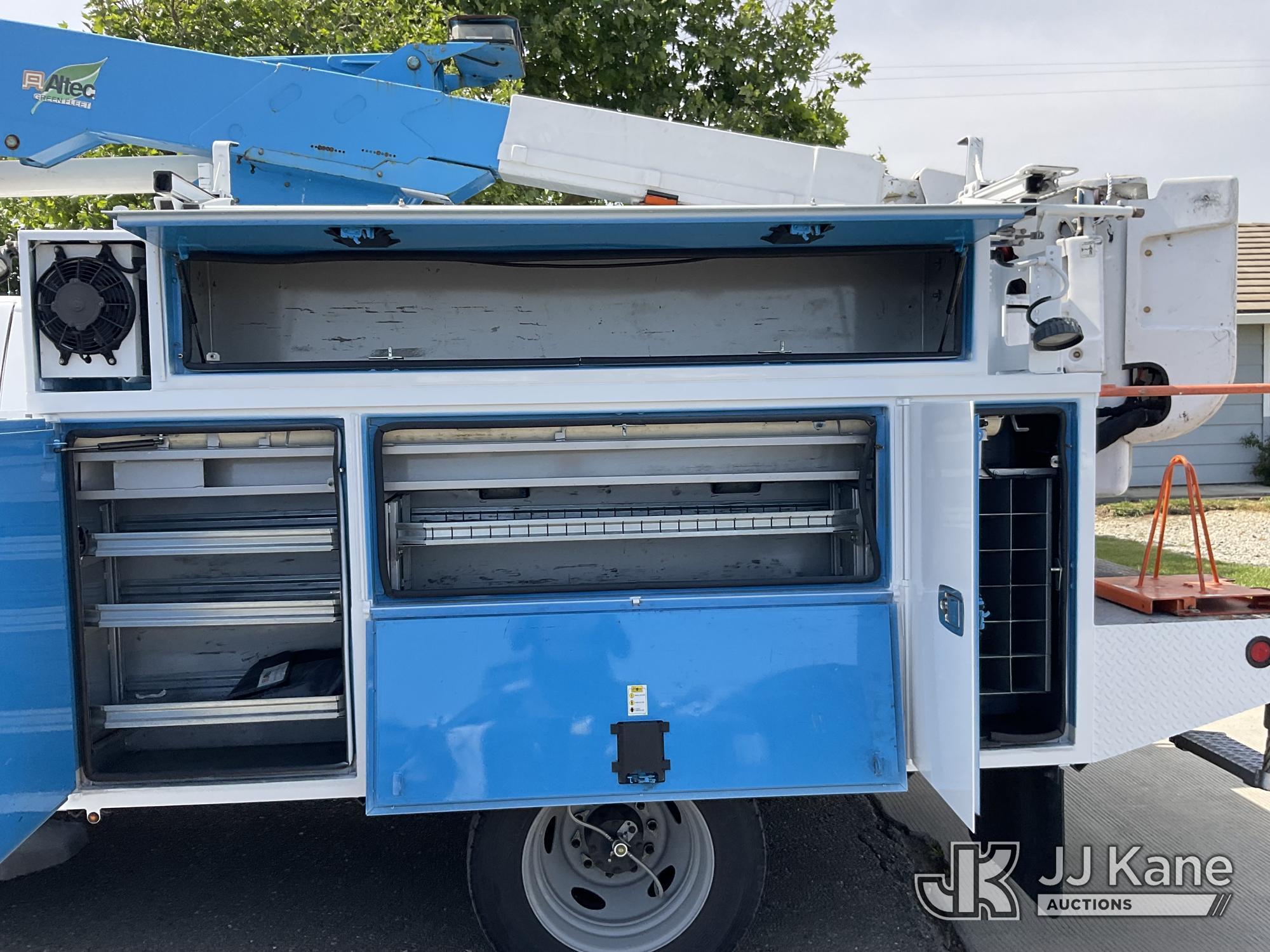 (Dixon, CA) Altec AT37G, Articulating & Telescopic Bucket mounted behind cab on 2013 Ford F550 4x4 S