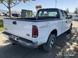 (Dixon, CA) 2004 Ford F-150 Heritage 4x4 Extended-Cab Pickup Truck Runs & Moves