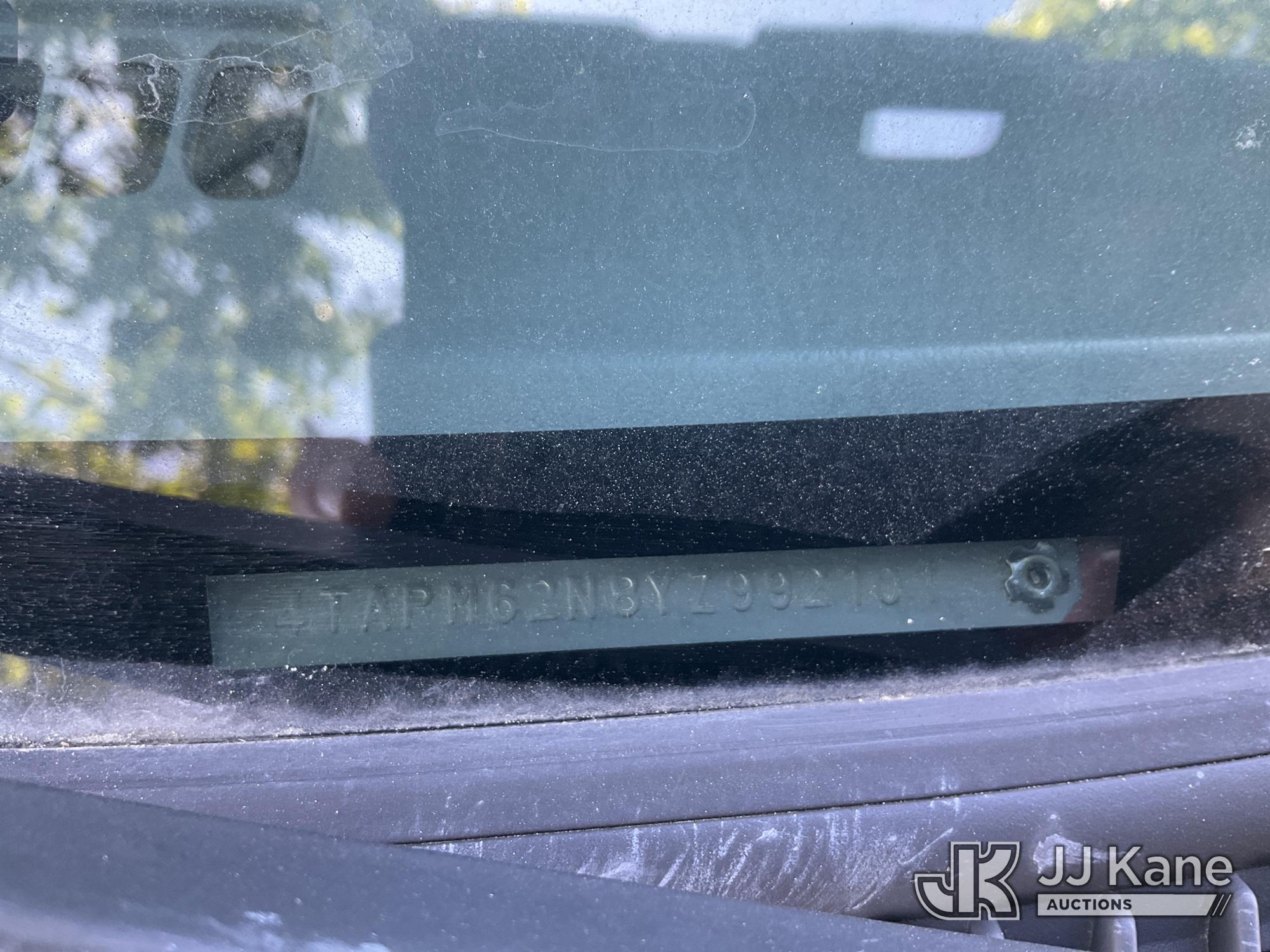 (Dixon, CA) 2000 Toyota Tacoma 4x4 Pickup Truck Runs & Moves