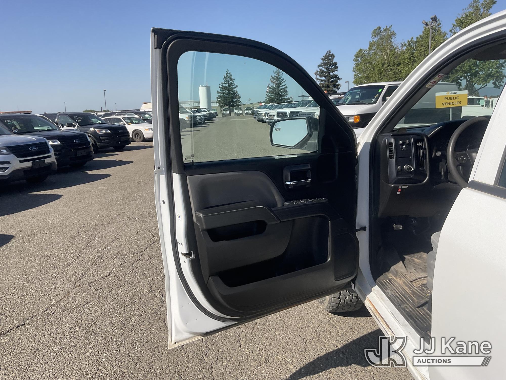 (Dixon, CA) 2014 GMC Sierra 1500 4x4 Extended-Cab Pickup Truck Runs & Moves