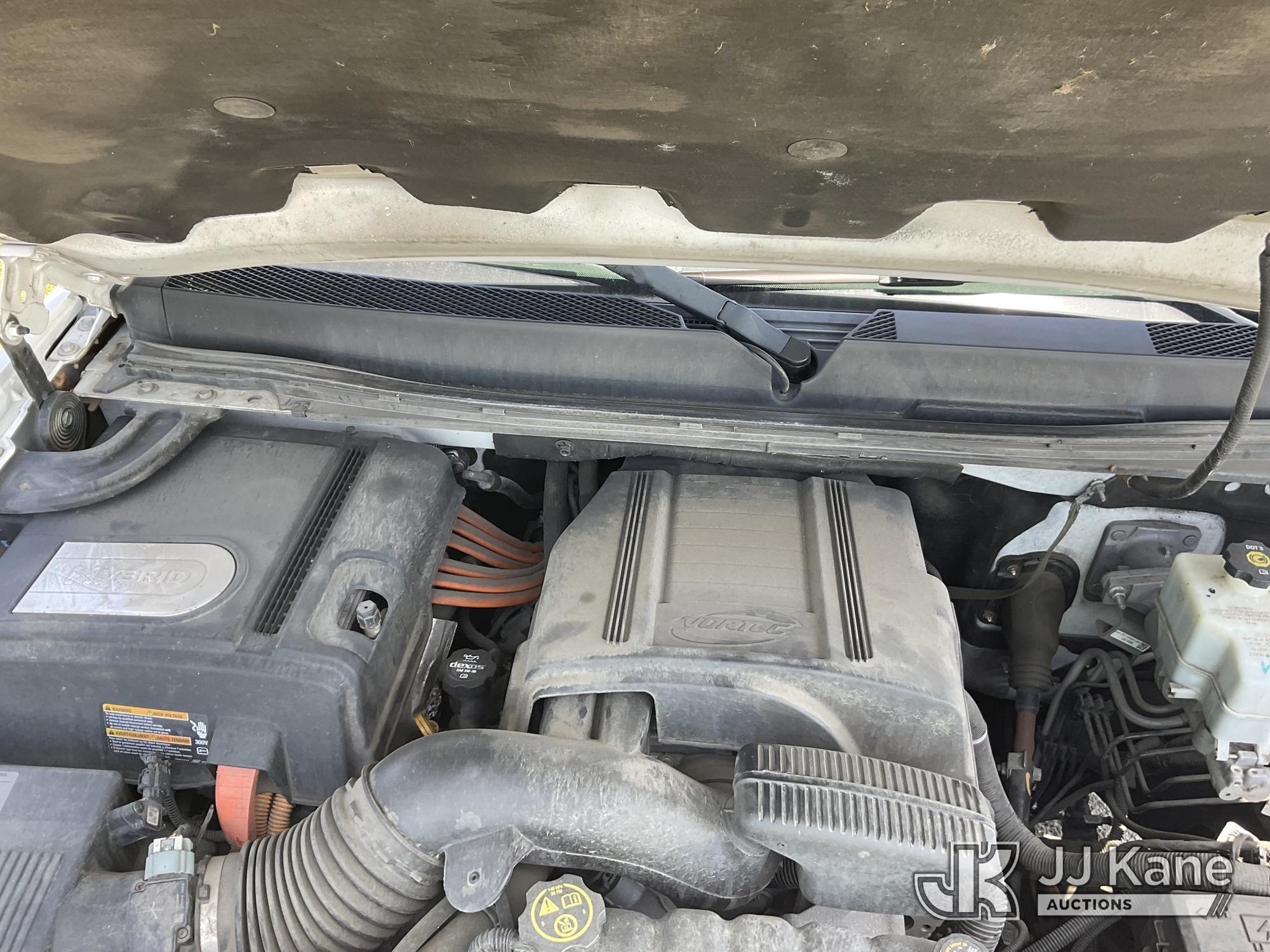 (Dixon, CA) 2012 GMC Sierra Hybrid Crew-Cab Pickup Truck Runs & Moves