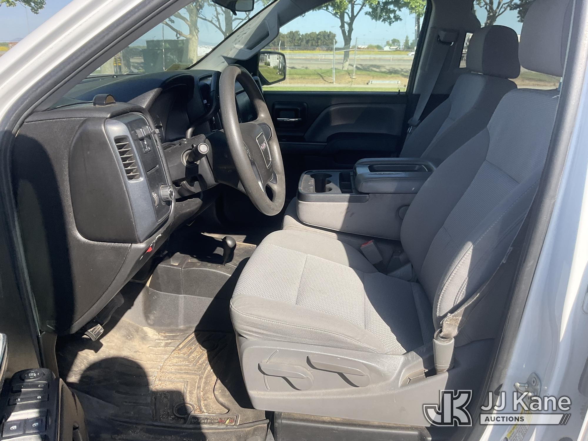 (Dixon, CA) 2014 GMC Sierra 1500 4x4 Extended-Cab Pickup Truck Runs & Moves