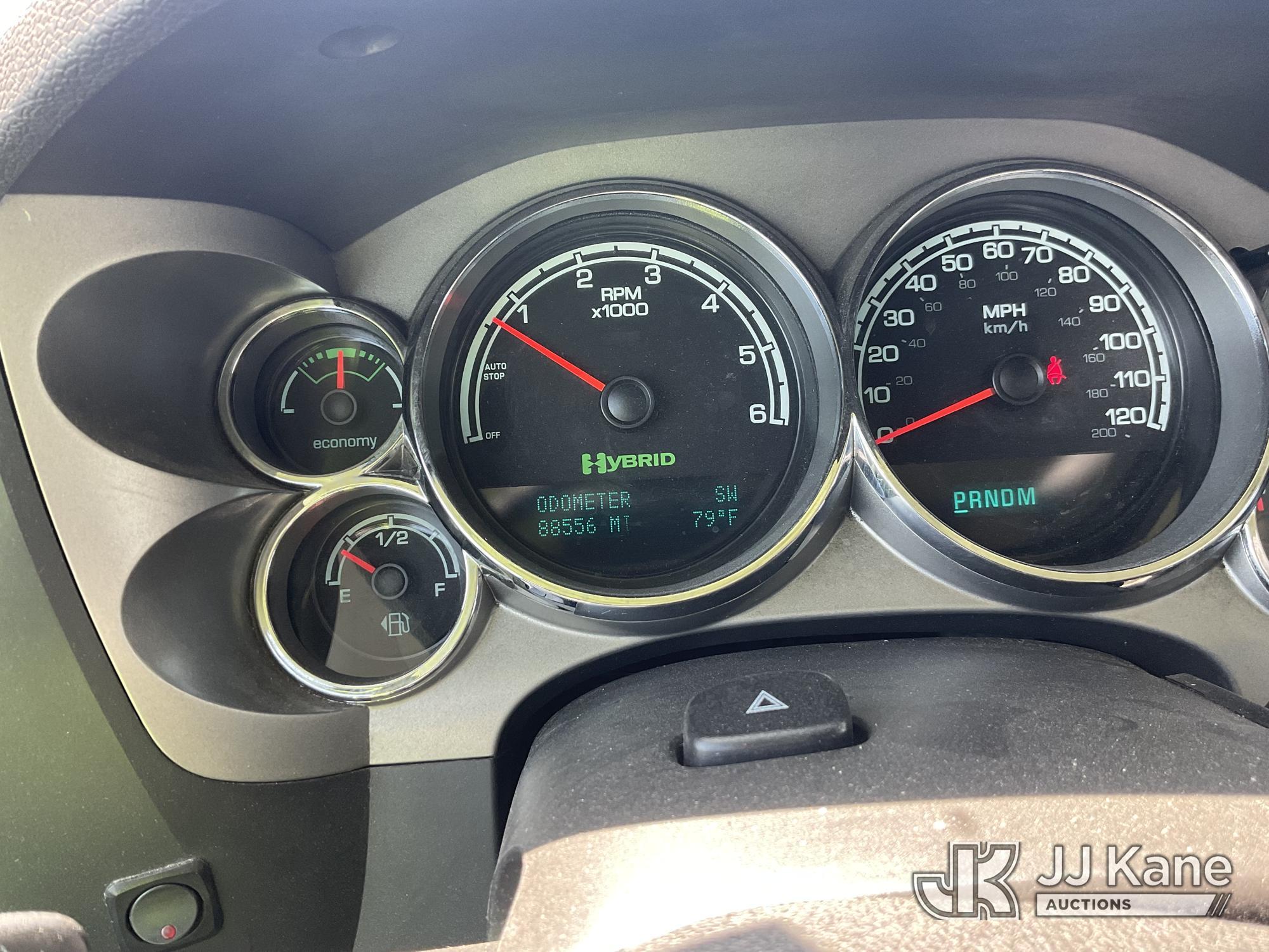 (Dixon, CA) 2012 GMC Sierra Hybrid Crew-Cab Pickup Truck Runs & Moves