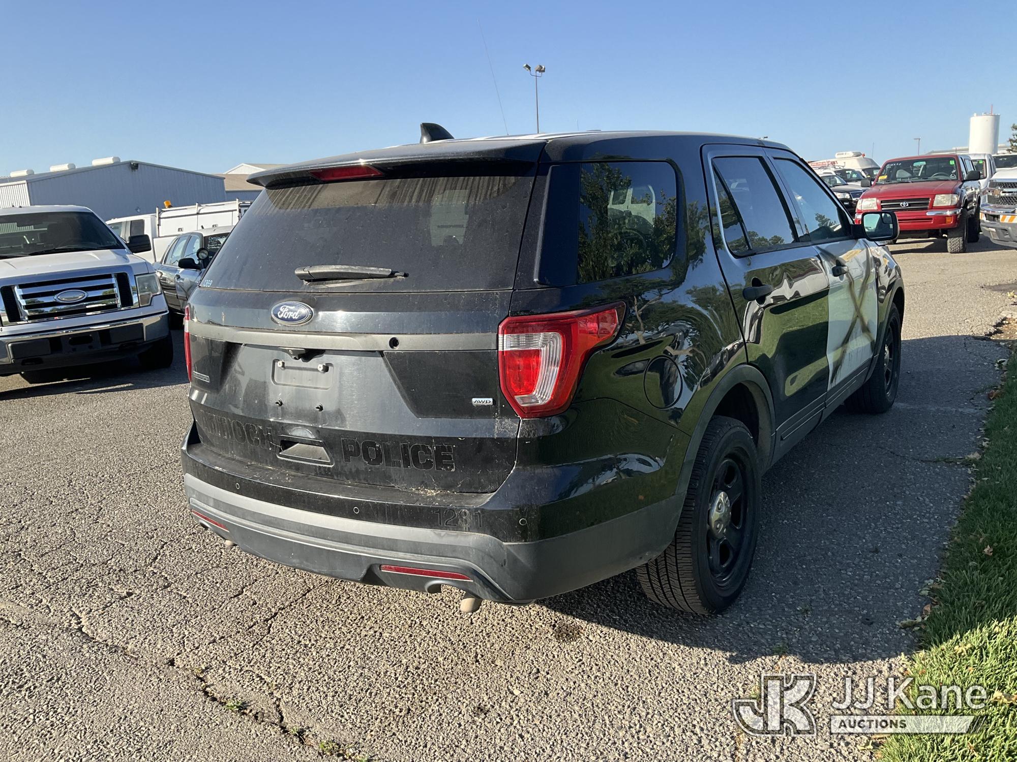 (Dixon, CA) 2016 Ford Explorer AWD Police Interceptor 4-Door Sport Utility Vehicle Runs & Moves) (Ho
