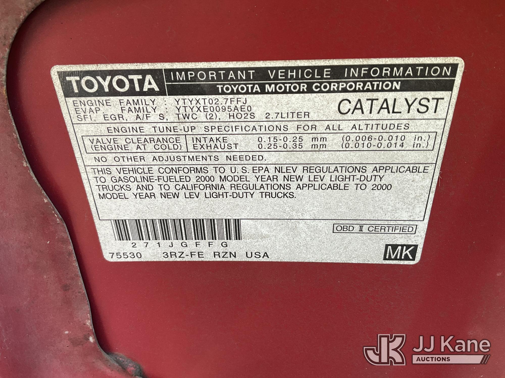 (Dixon, CA) 2000 Toyota Tacoma 4x4 Pickup Truck Runs & Moves