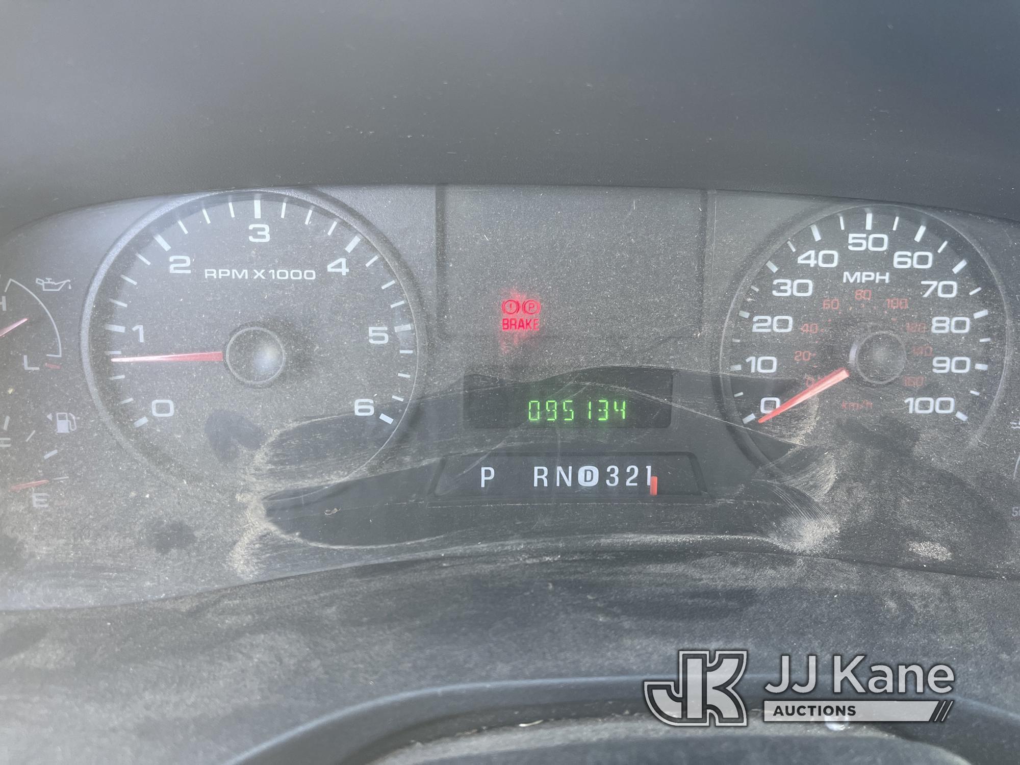 (Dixon, CA) 2005 Ford F250 Pickup Truck Runs & Moves)(Shift Indicator Broken