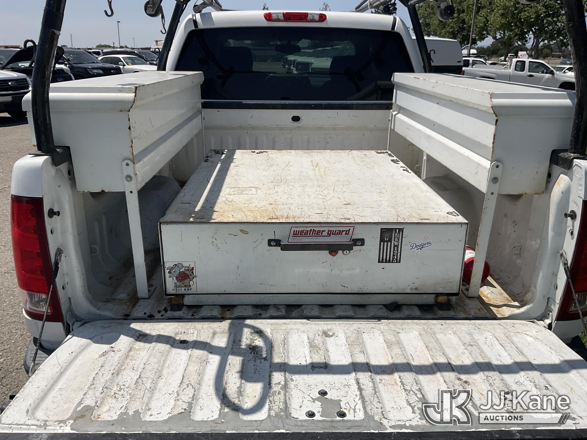 (Dixon, CA) 2012 GMC Sierra Hybrid Crew-Cab Pickup Truck Runs & Moves