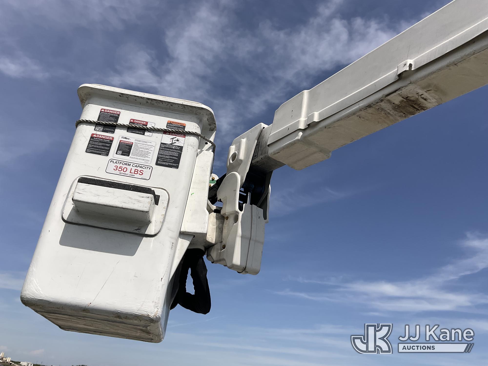 (Dixon, CA) Altec AT37G, Articulating & Telescopic Bucket mounted behind cab on 2013 Ford F550 4x4 S