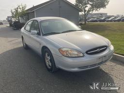 (Dixon, CA) 2000 Ford Taurus SE 4-Door Sedan Runs & Moves